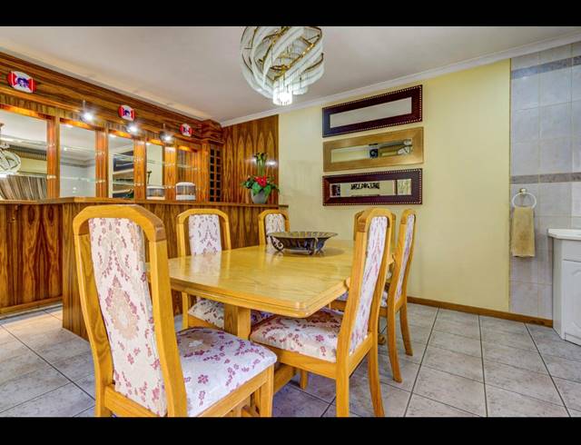 4 BEDROOM FREEHOLD FOR SALE IN RYNFIELD